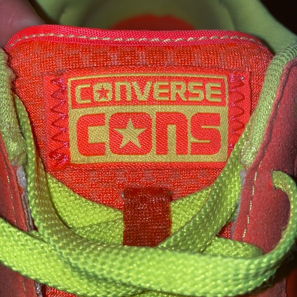 Neon Converse - Picture 4 of 8